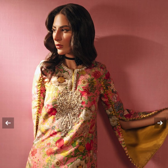 Zainab Salman raw silk floral suit- 2 piece shalwar set with organza dupatta - Picture 4 of 8